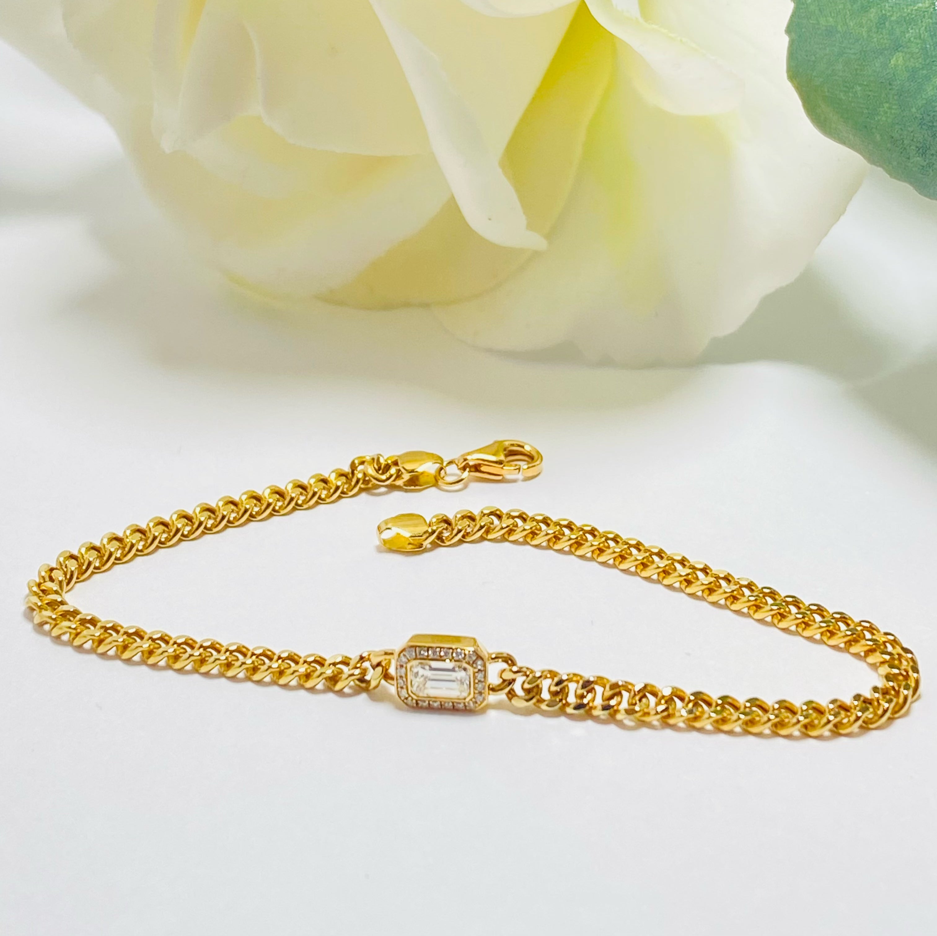 Italian 18kt Yellow Gold Graduated Cuban-Link Necklace